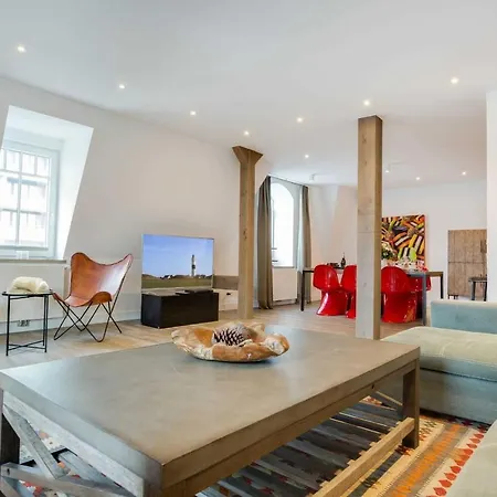Апартаменты Art Your Life Residenz Whg 11 *
